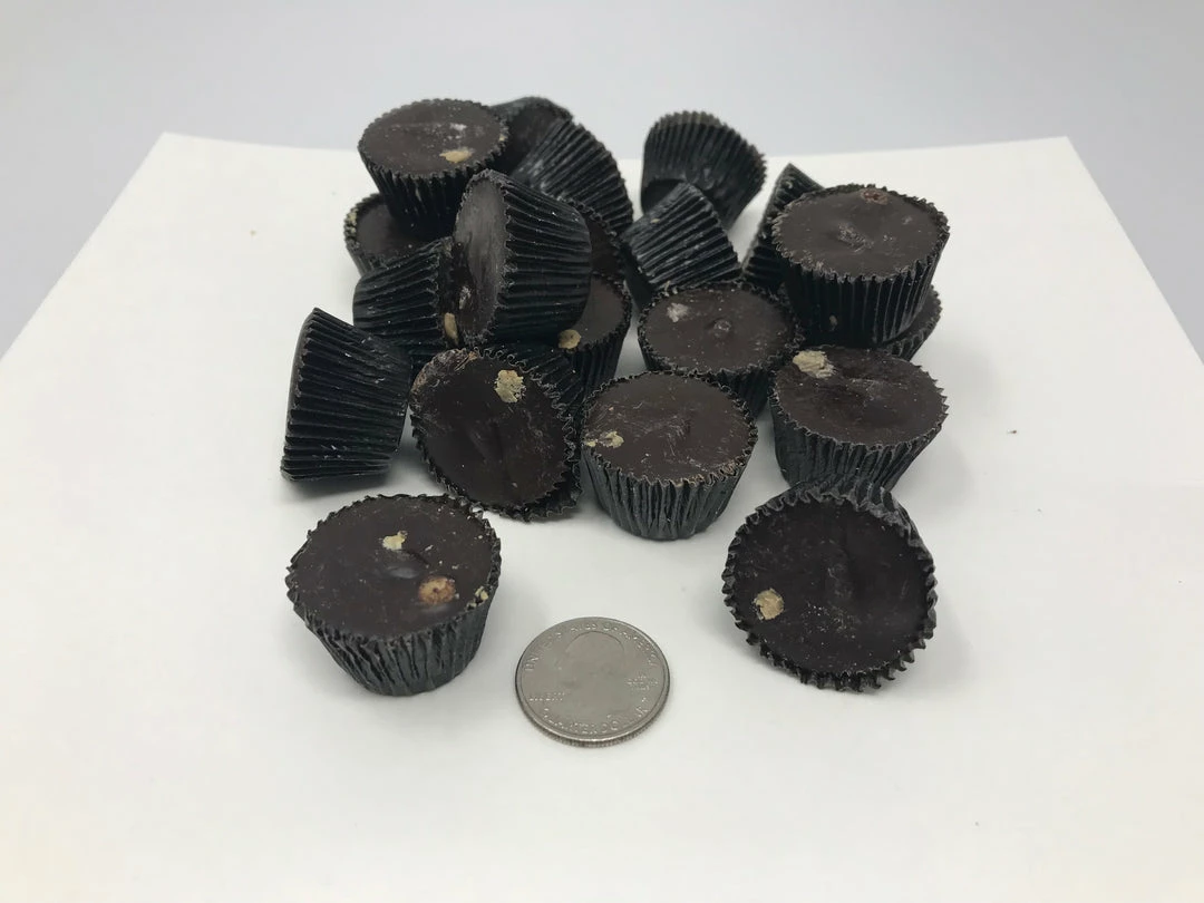 Beulah's Candyland Dark Chocolate Peanut Butter Cups Bulk 1 Pound Snack Size 3 Beulah's Candyland Dark Chocolate Peanut Butter Cups Bulk 1 Pound Snack Size