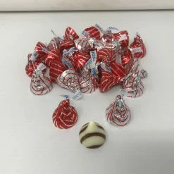 Hershey's - Hershey, Pennsylvania Hershey's Hugs Hershey Kisses 5 Pounds Red And Silver Foil Hershey Hugs
